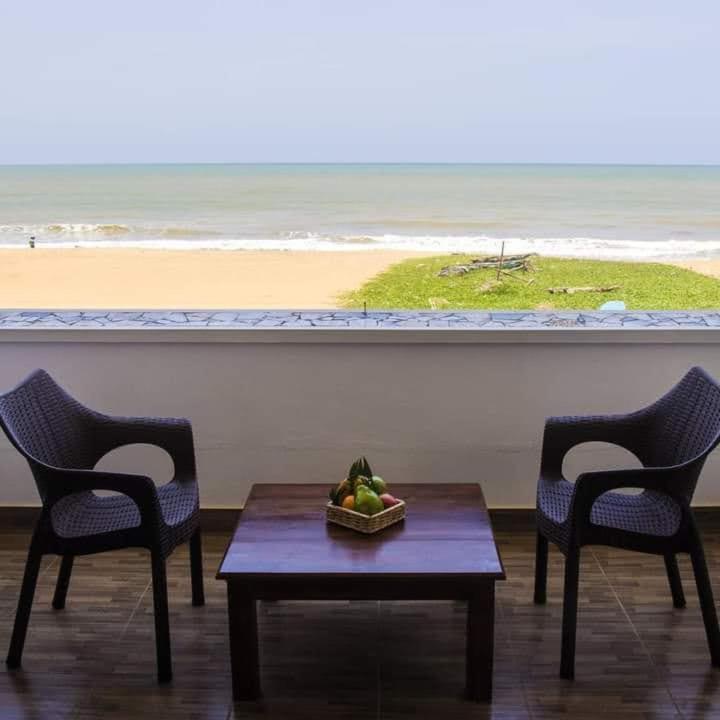 Grace Beach Resort By Travel Corners Negombo Eksteriør billede