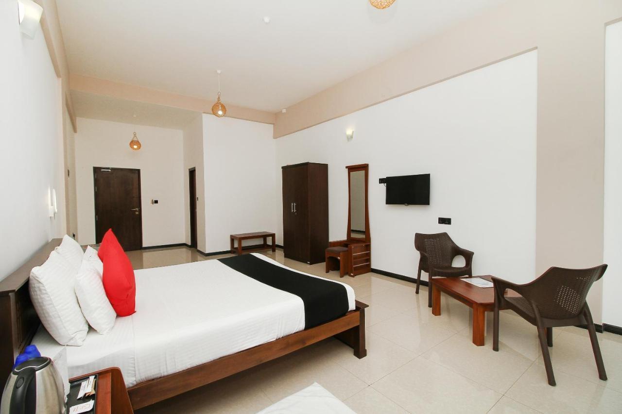 Grace Beach Resort By Travel Corners Negombo Eksteriør billede