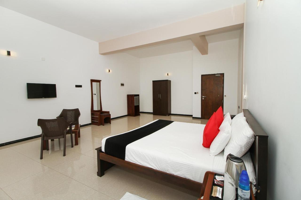Grace Beach Resort By Travel Corners Negombo Eksteriør billede