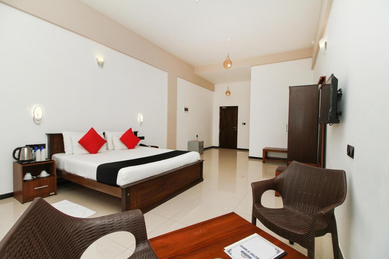 Grace Beach Resort By Travel Corners Negombo Eksteriør billede